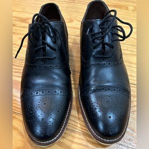 Johnston & Murphy Conrad Cap Toe - Men’s size 10.5